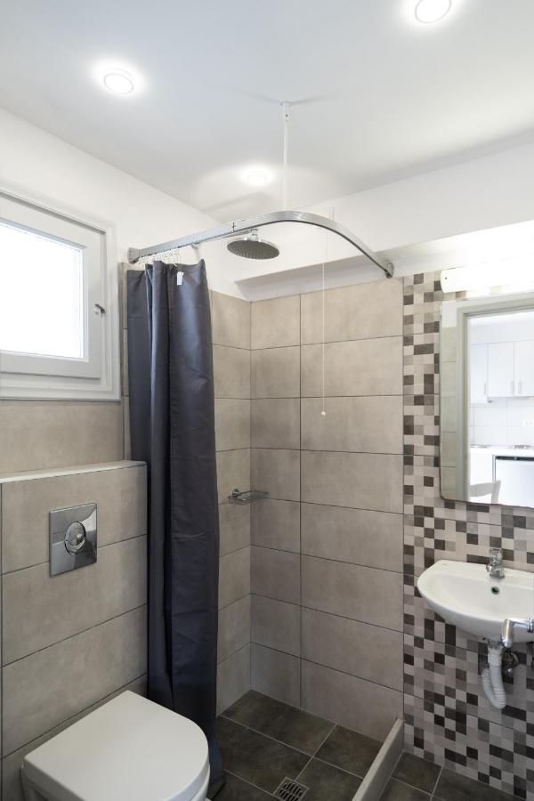 White Lily Suites & Lofts - Adults Only 16 Plus Perivolos  Bagian luar foto