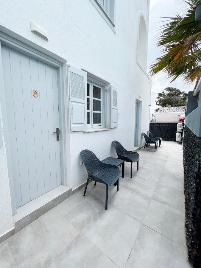White Lily Suites & Lofts - Adults Only 16 Plus Perivolos  Bagian luar foto